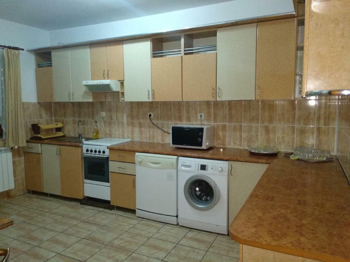 Casa Rares Sucevita Ngoại thất bức ảnh