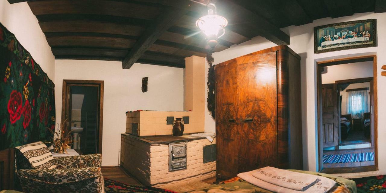 Casa Rares Sucevita Ngoại thất bức ảnh
